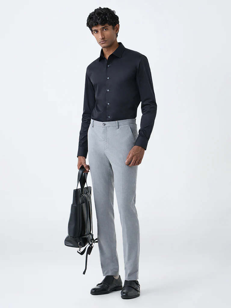 WES Formals Black Solid Ultra-Slim Fit Cotton Shirt