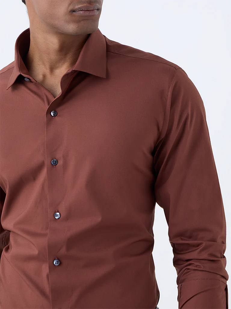 WES Formals Brown Solid Ultra Slim Fit Cotton-Blend Shirt - Image 3