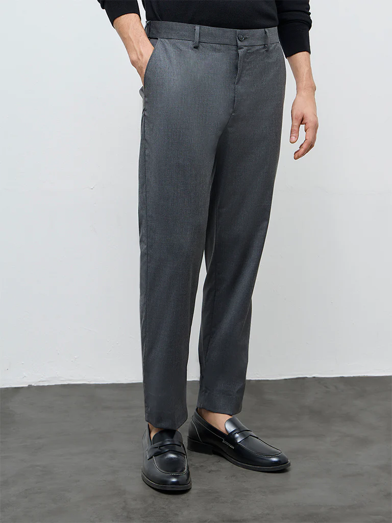 WES Formals Charcoal Solid Mid-Rise Slim-Fit Trousers - Image 3