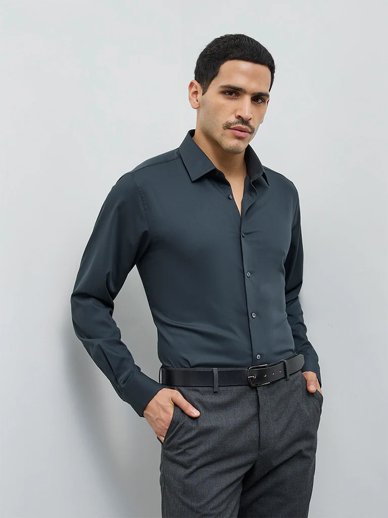WES Formals Dark Green Solid Slim-Fit Shirt