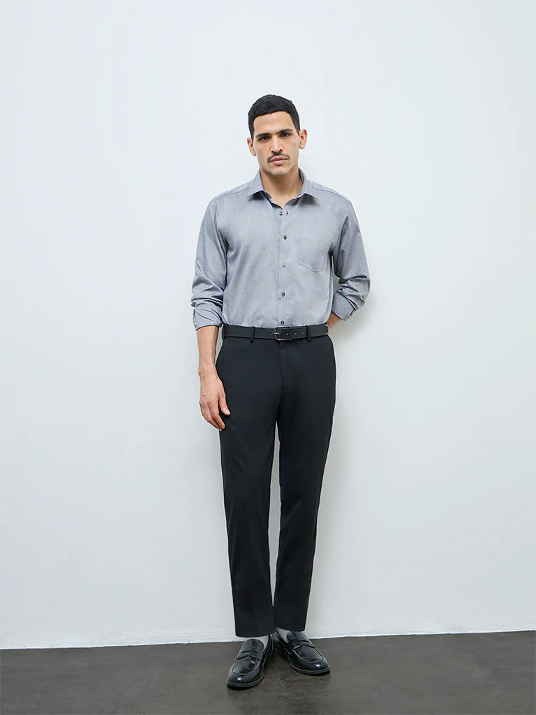 WES Formals Dark Grey Solid Slim-Fit Cotton Shirt