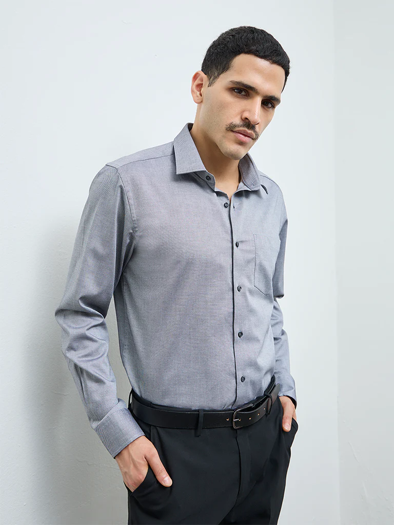 WES Formals Dark Grey Solid Slim-Fit Cotton Shirt - Image 2