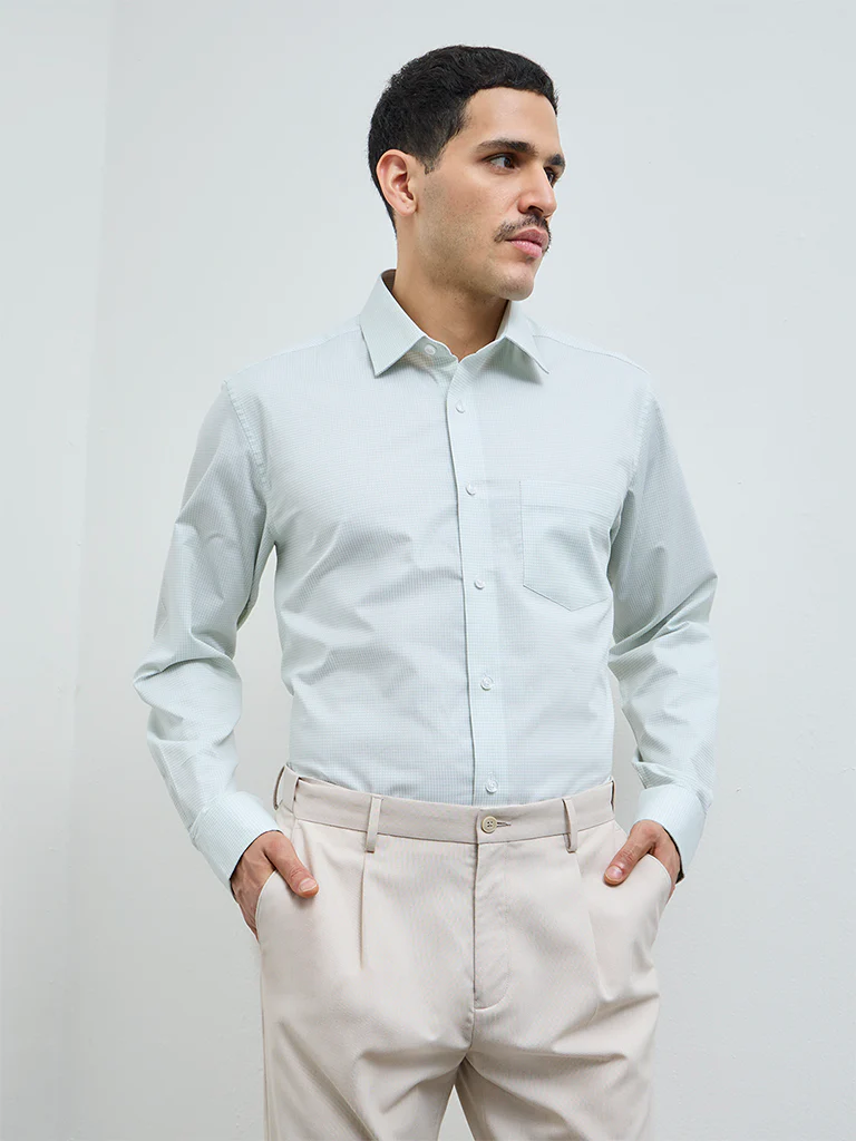 WES Formals Green Checkered Relaxed-Fit Cotton Shirt