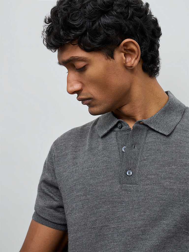 WES Formals Grey Knit-Textured Relaxed-Fit Polo T-Shirt - Image 4