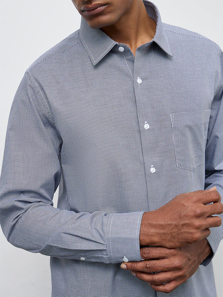 WES Formals Navy Houndstooth Printed Slim-Fit Cotton Shirt - Image 3