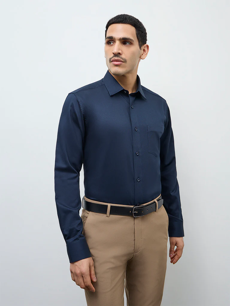 WES Formals Navy Solid Relaxed-Fit Cotton Shirt - Image 3