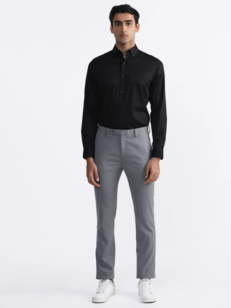WES Formals Plain Black Slim-Fit Shirt - Image 4