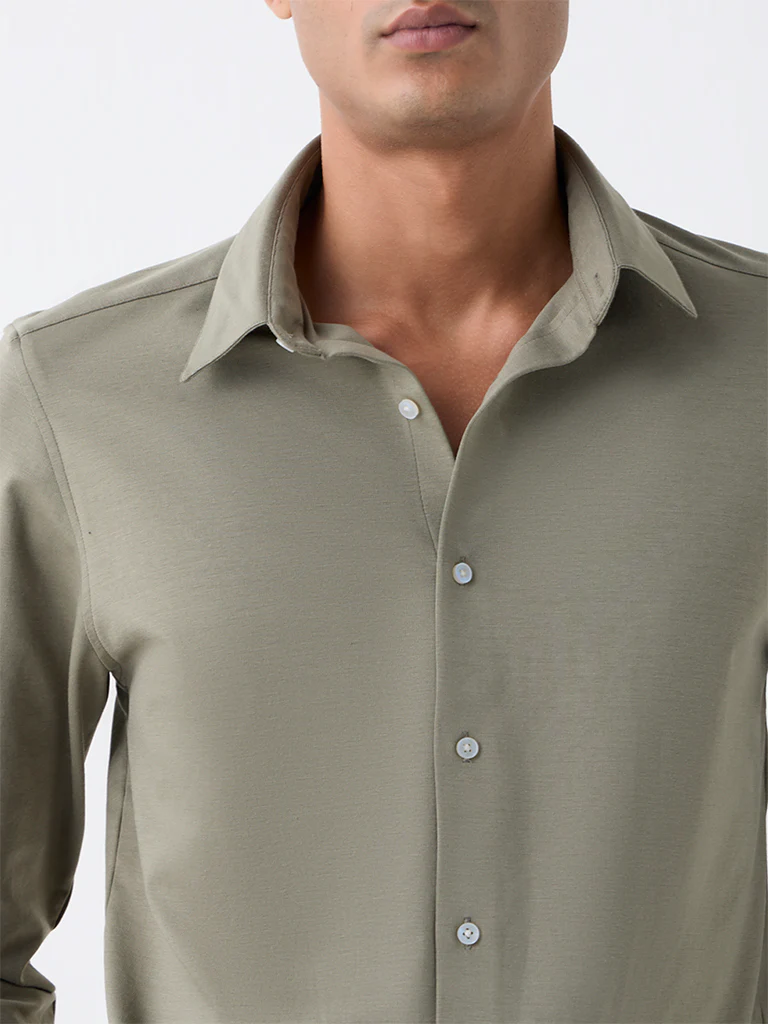 WES Formals Sage Solid Slim-Fit Cotton-Blend Shirt - Image 2