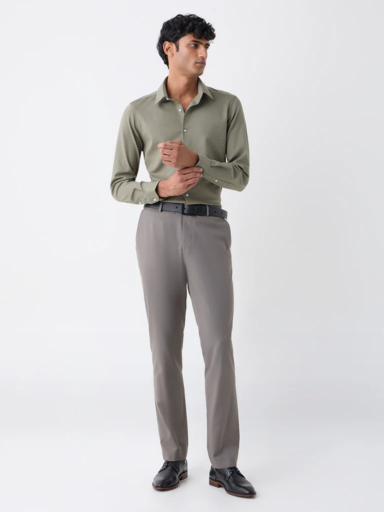 WES Formals Sage Solid Slim-Fit Cotton-Blend Shirt - Image 3
