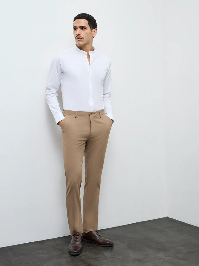 WES Formals White Solid Slim-Fit Cotton-Blend Shirt - Image 2