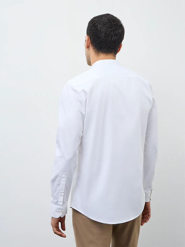 WES Formals White Solid Slim-Fit Cotton-Blend Shirt - Image 4