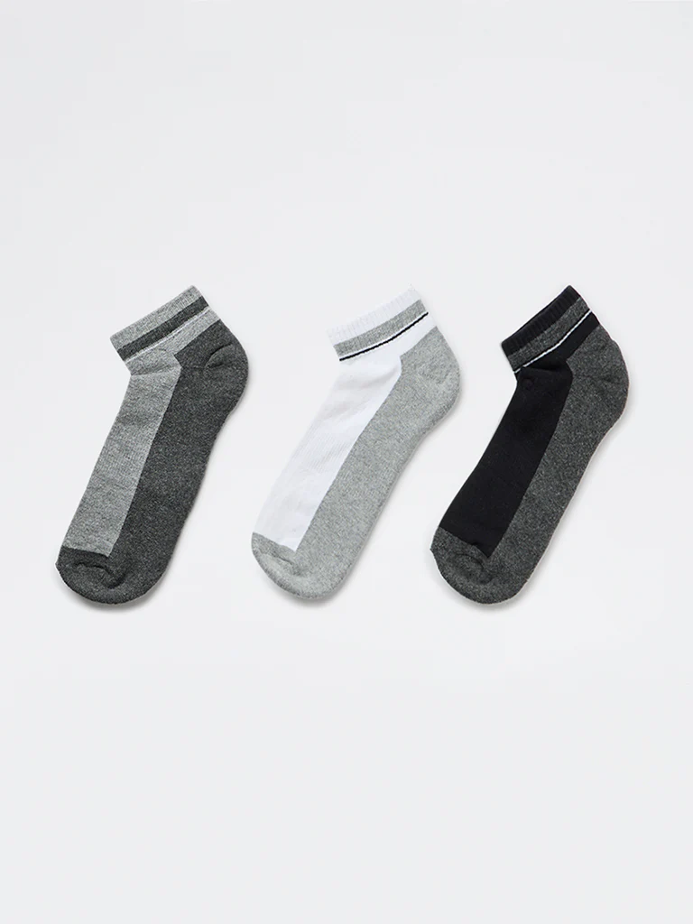 WES Lounge Black Colourblock Cotton-Blend Trainer Socks - Pack of 3