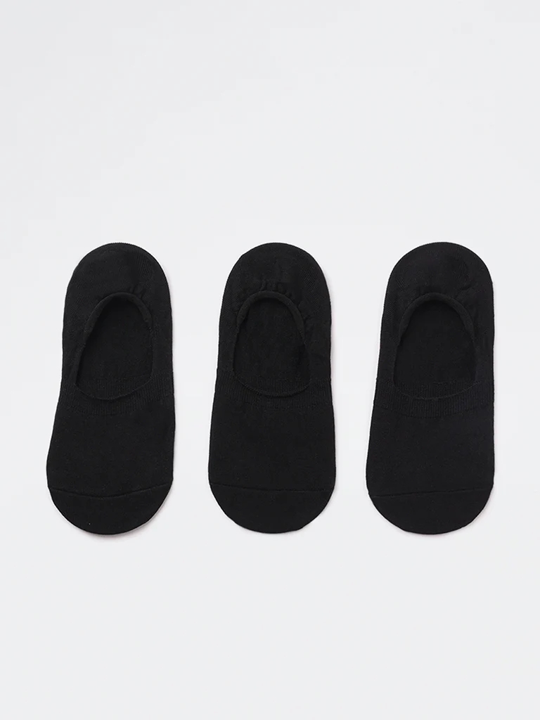 WES Lounge Black Invisible No Show Cotton-Blend Socks - Pack of 3