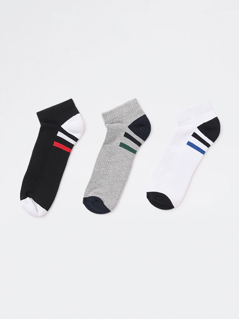WES Lounge Grey Colour-Blocked Cotton-Blend Socks - Pack of 3