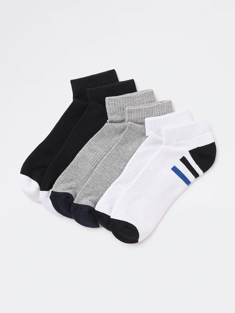 WES Lounge Grey Colour-Blocked Cotton-Blend Socks - Pack of 3 - Image 2