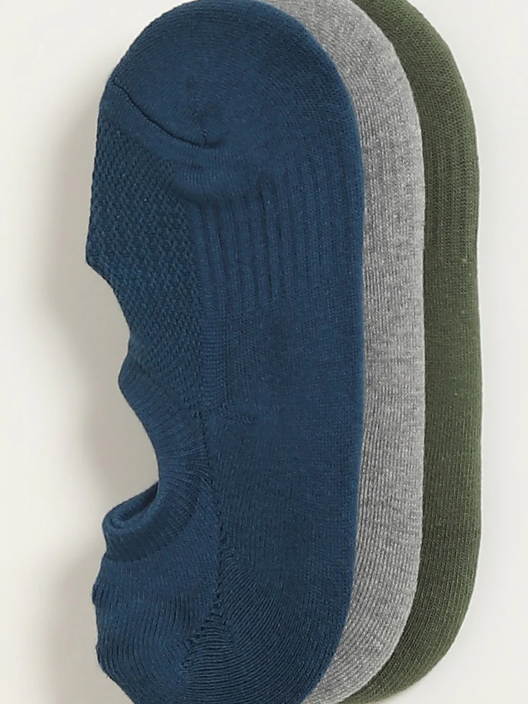 WES Lounge Multicolour Solid Cotton-Blend Socks - Pack of 3 - Image 2