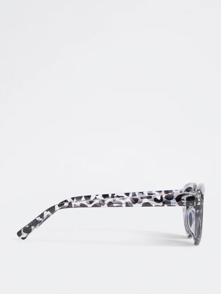 Westside Accessories Black and Grey Printed Cat-Eye Sunglasses with Pouch - Image 3