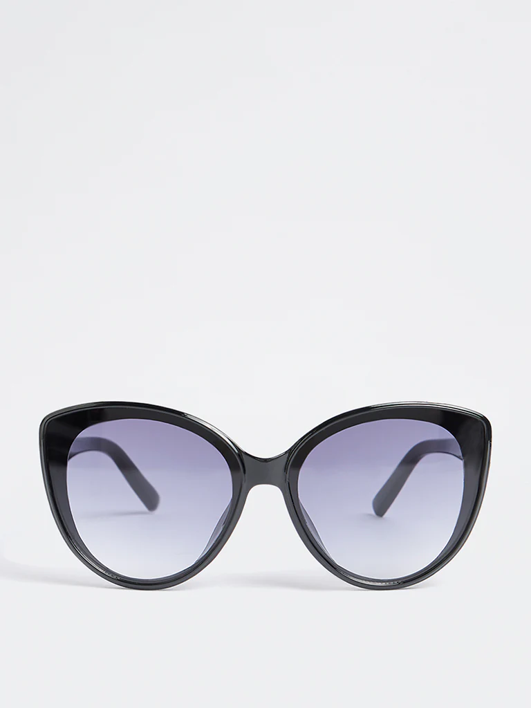 Westside Accessories Black Oversized Cateye Sunglasses - Comes with a Pouch and Cleaning Cloth