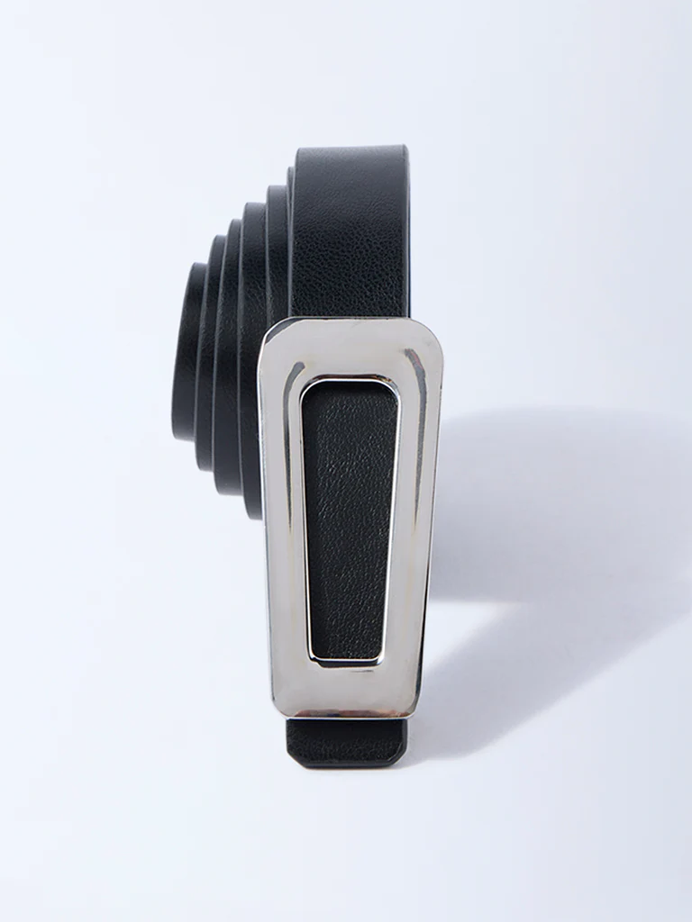 Westside Accessories Black Triangle Buckle Belt - Image 2