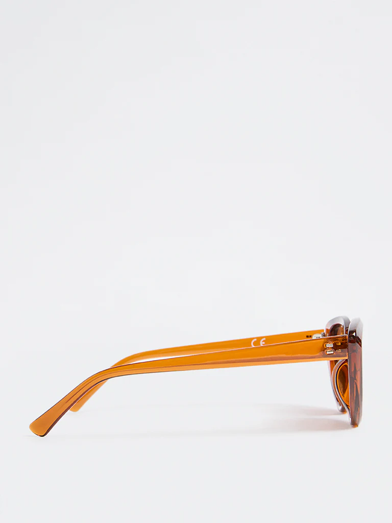 Westside Accessories Brown Acrylic Cat-Eye Sunglasses with Pouch - Image 3