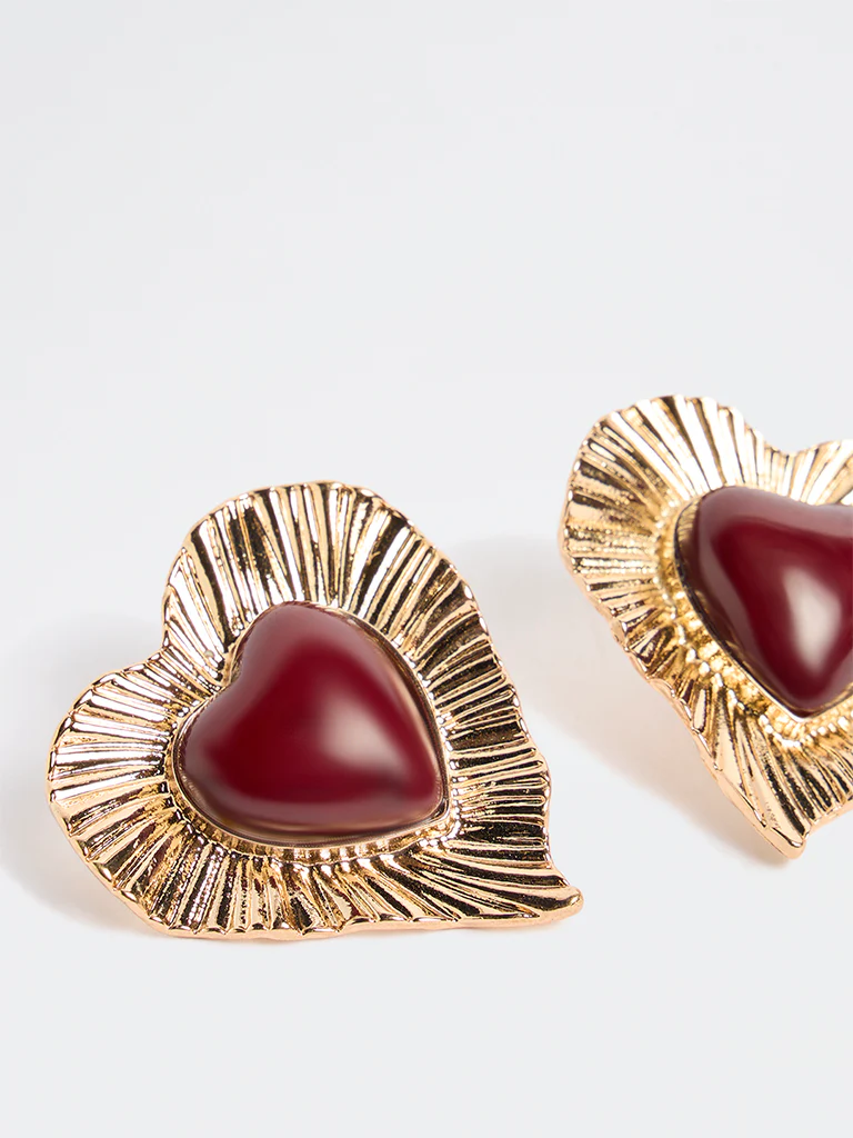 Westside Accessories Gold and Plum Statement Resin Heart Earrings - Image 3