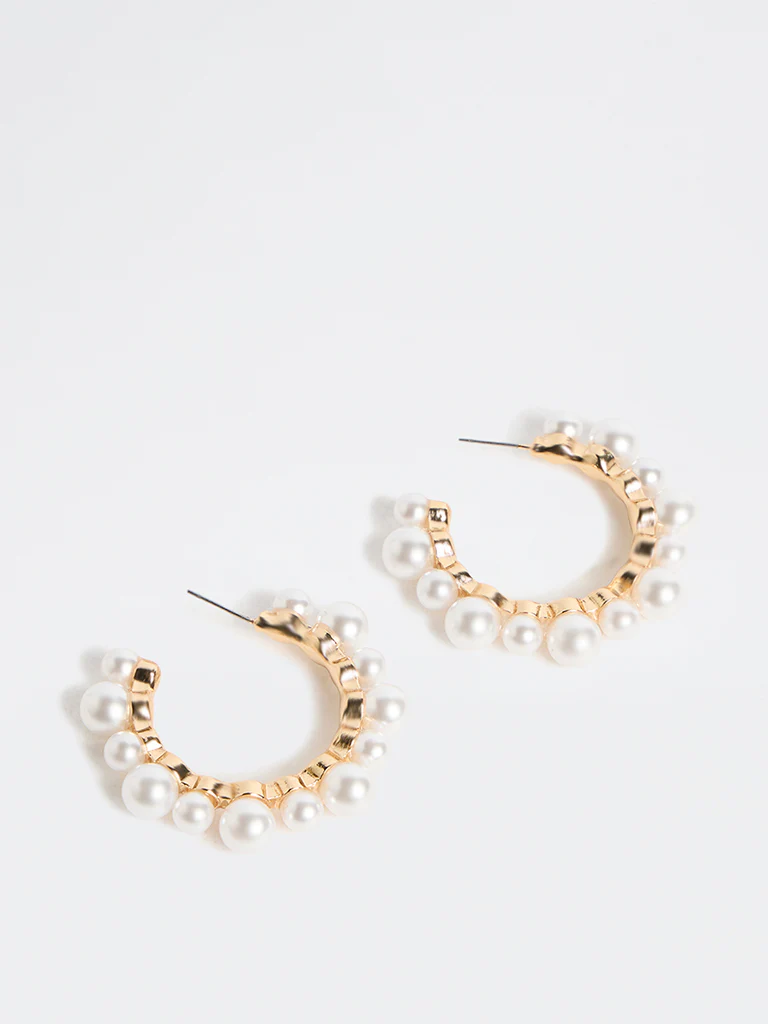 Westside Accessories Gold Chunky Pearl Hoop Earrings - Image 2