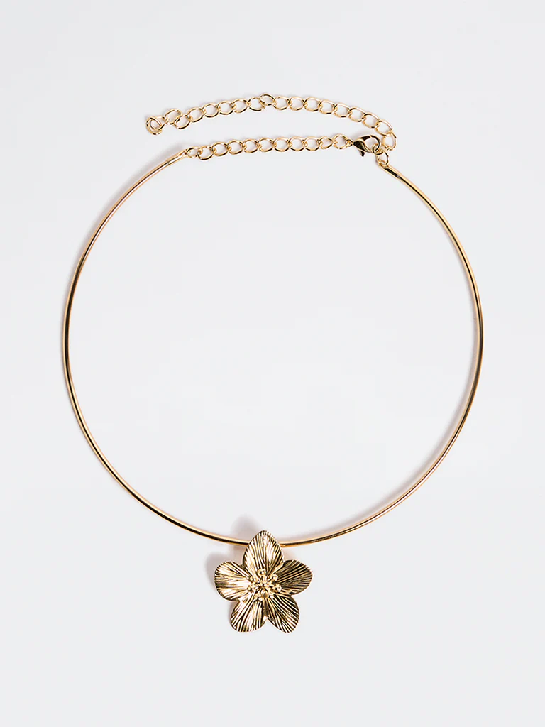 Westside Accessories Gold Floral Design Choker Necklace