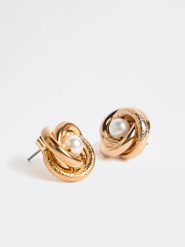 Westside Accessories Gold Pearl Stud Earrings - Image 3