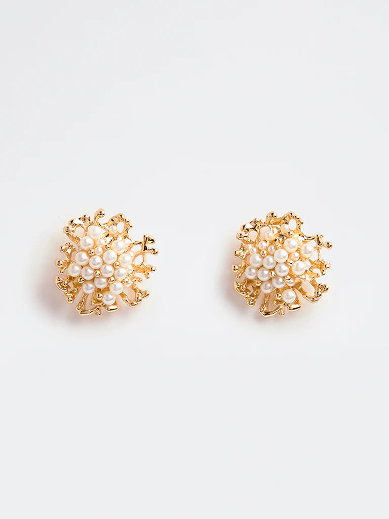 Westside Accessories Gold Pearlescent Cluster Stud Earrings