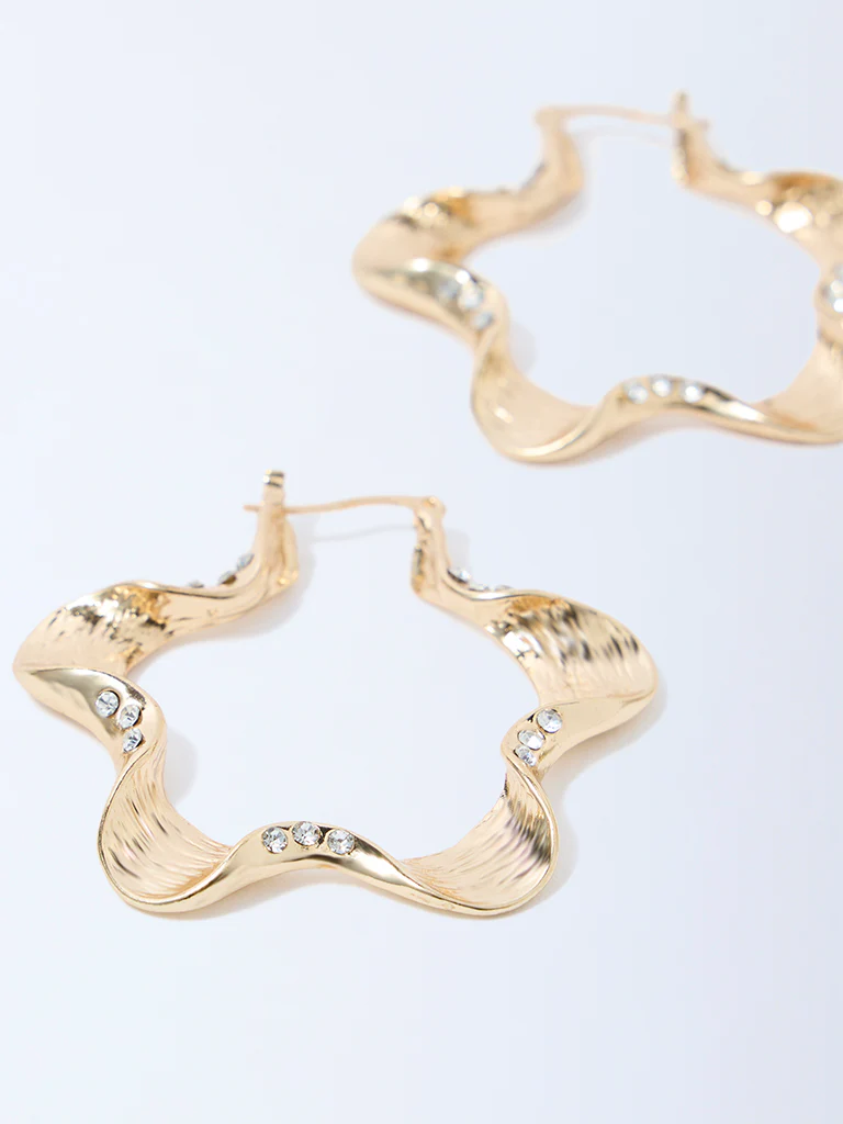 Westside Accessories Gold Wavy Floral Earrings - Image 3