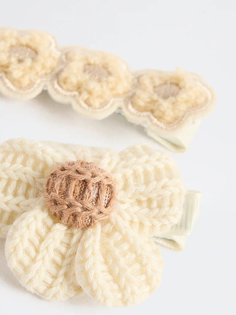 Westside Accessories Off-White Floral Crochet Hair Clips - Image 3