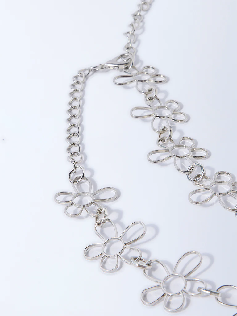 Westside Accessories Silver Floral Metal Chain Belt - Image 3