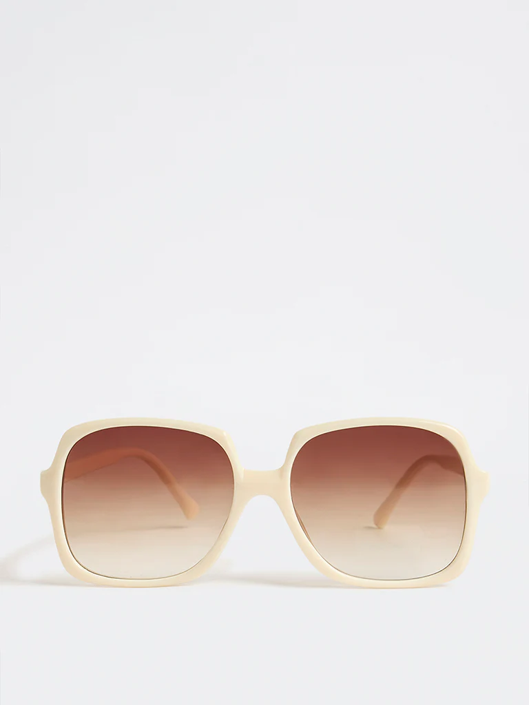 Westside Accessories White Oversized Sunglasses with Pouch