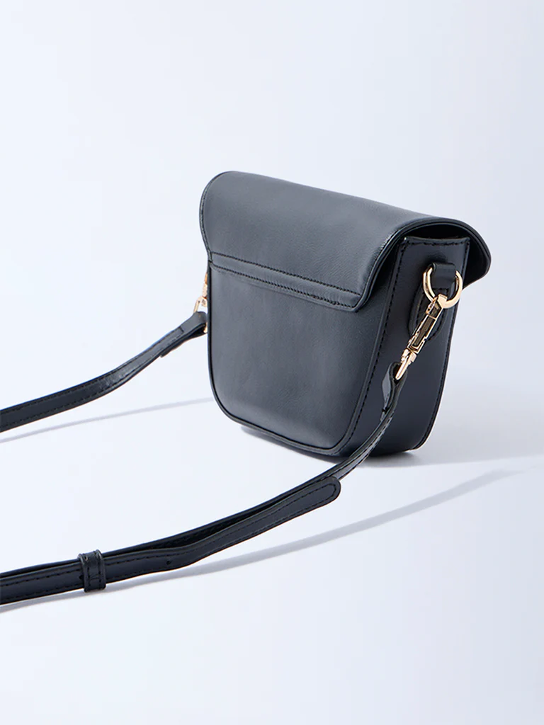 Westside Black Hardware-Detailed Sling Bag - Image 2