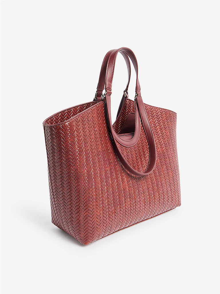 Westside Burgundy Woven Textured Handbag with Pouch - Image 2
