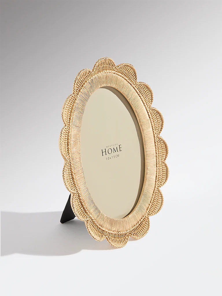 Westside Home Beige Scalloped Photo Frame (4X6) - Small - Image 2