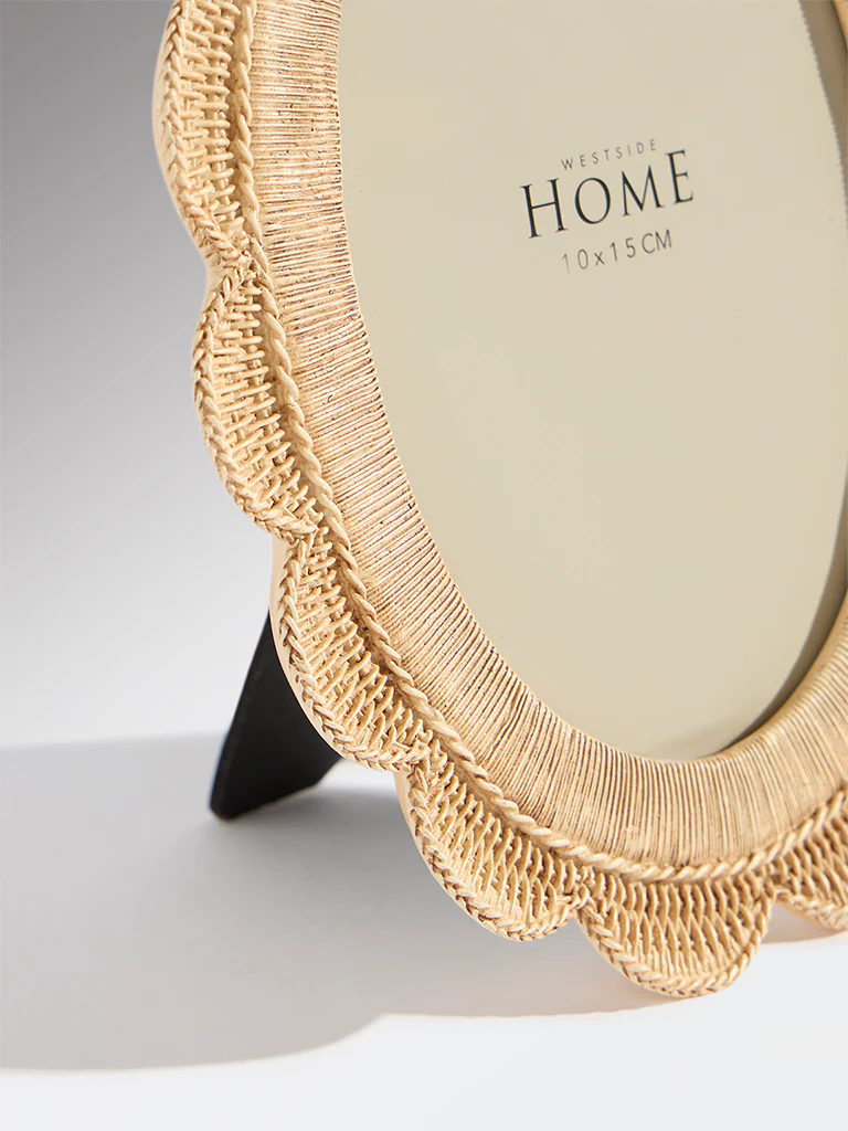 Westside Home Beige Scalloped Photo Frame (4X6) - Small - Image 3