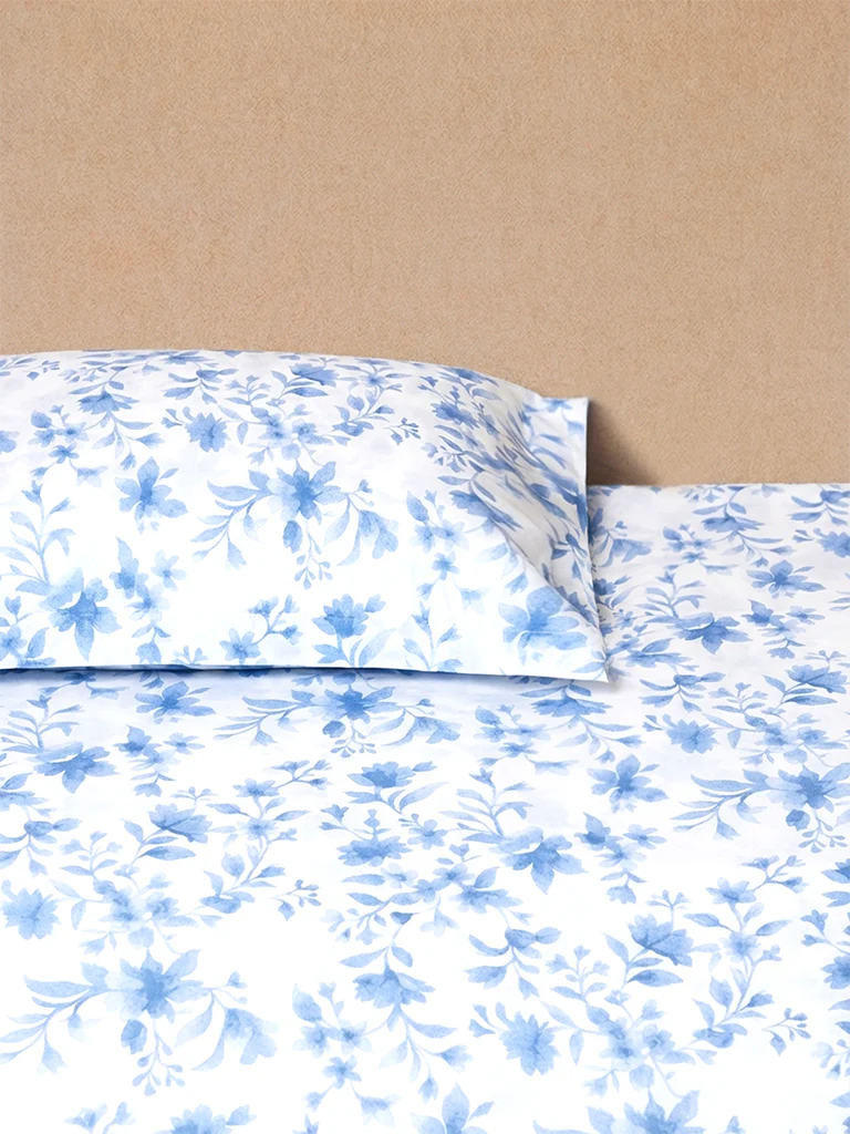 Westside Home Blue Floral Pattern Queen Bed Sheet Set - Image 2