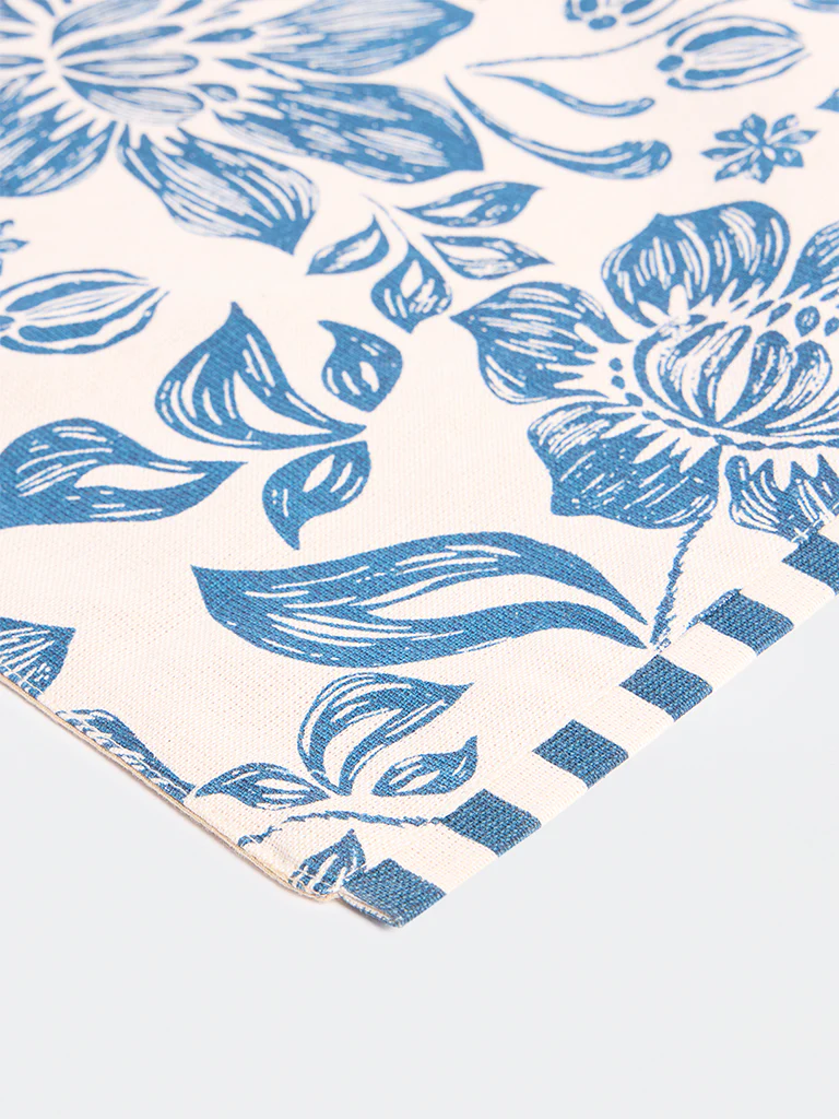 Westside Home Blue Floral Printed Placemats (Set of 4) - Image 4