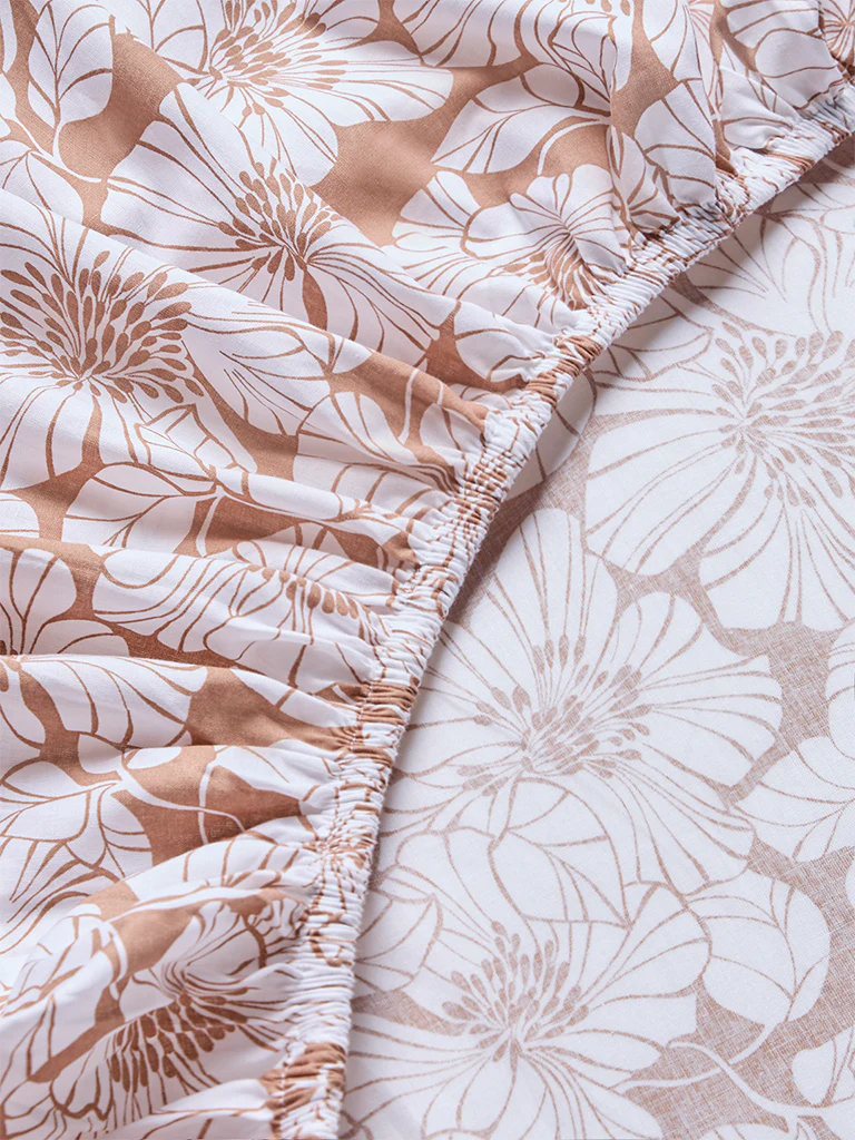 Westside Home Brown Floral Pattern Queen Bed Sheet Set - Image 3