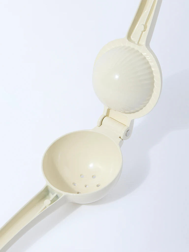 Westside Home Cream Lemon Squeezer - Image 3