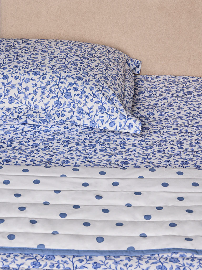 Westside Home Dusty Blue Floral Reversible Quilted Queen Bed Comforter