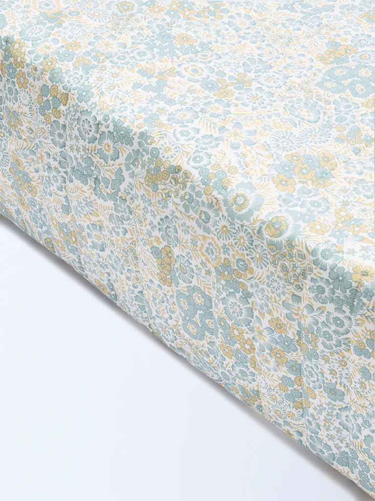Westside Home Dusty Blue Floral Reversible Quilted Single Bed Comforter - Image 2