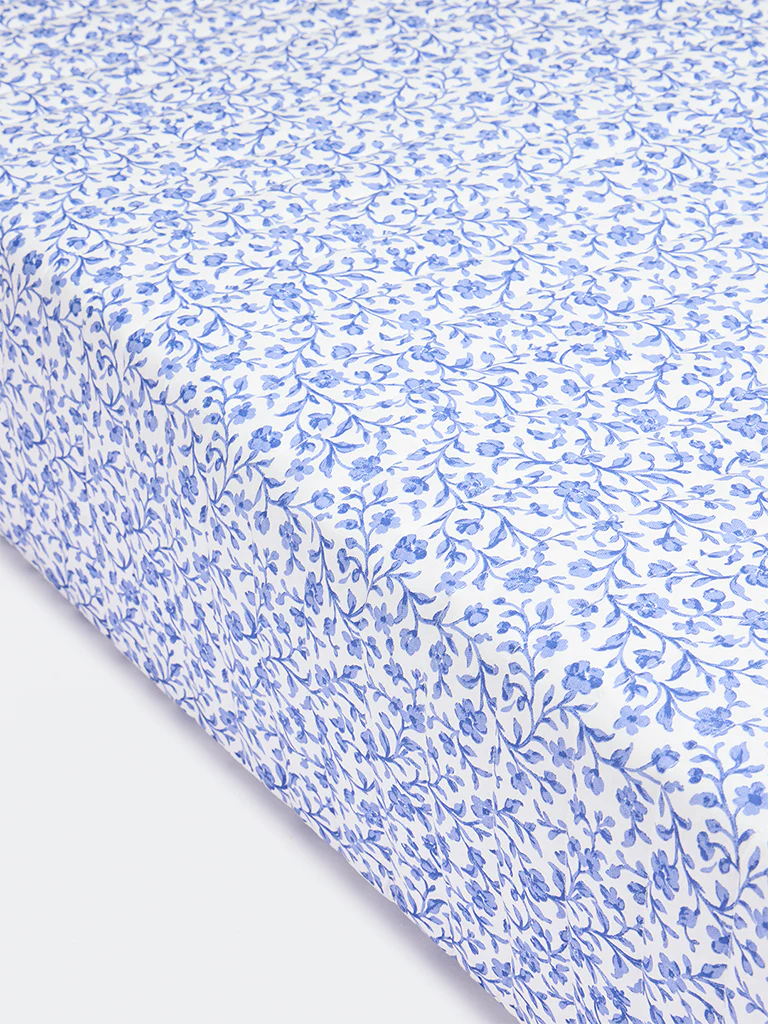 Westside Home Dusty Blue Floral Reversible Quilted Single Bed Comforter - Image 2