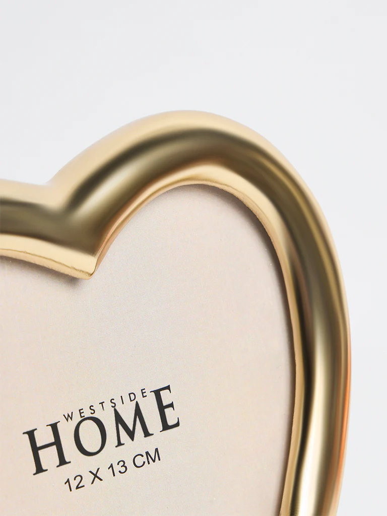 Westside Home Gold Metal Heart Photo Frame - Image 3