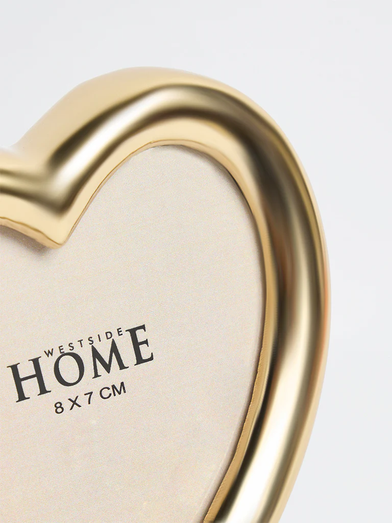 Westside Home Gold Metal Heart Photo Frame - Image 3