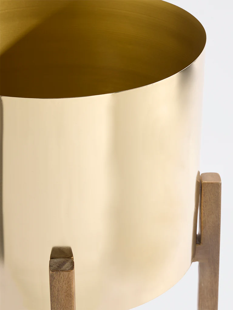 Westside Home Gold Metal Pot on Wooden Stand - Large - Image 3