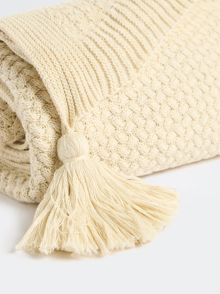 Westside Home Off-White Knit-Textured Throw - Image 3