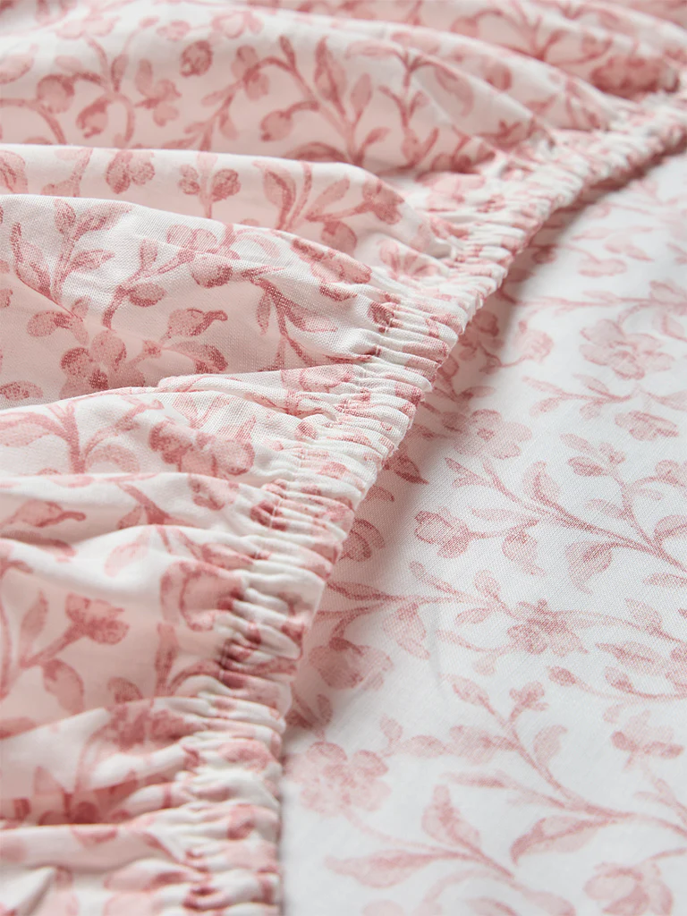 Westside Home Pink Floral Pattern Queen Bed Sheet Set - Image 3