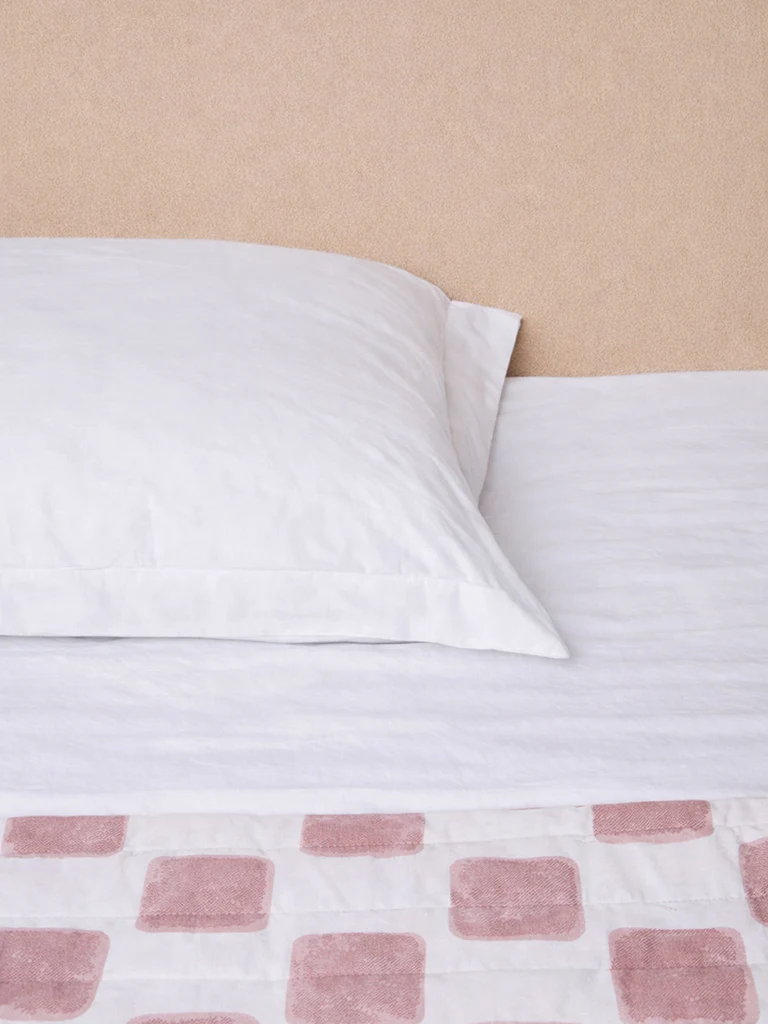Westside Home Pink Printed Reversible Quilted Queen Bed Comforter